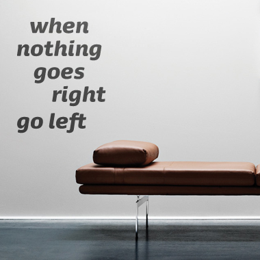 Go Left Wallsticker Af Alan Smithee  48x60 Cm