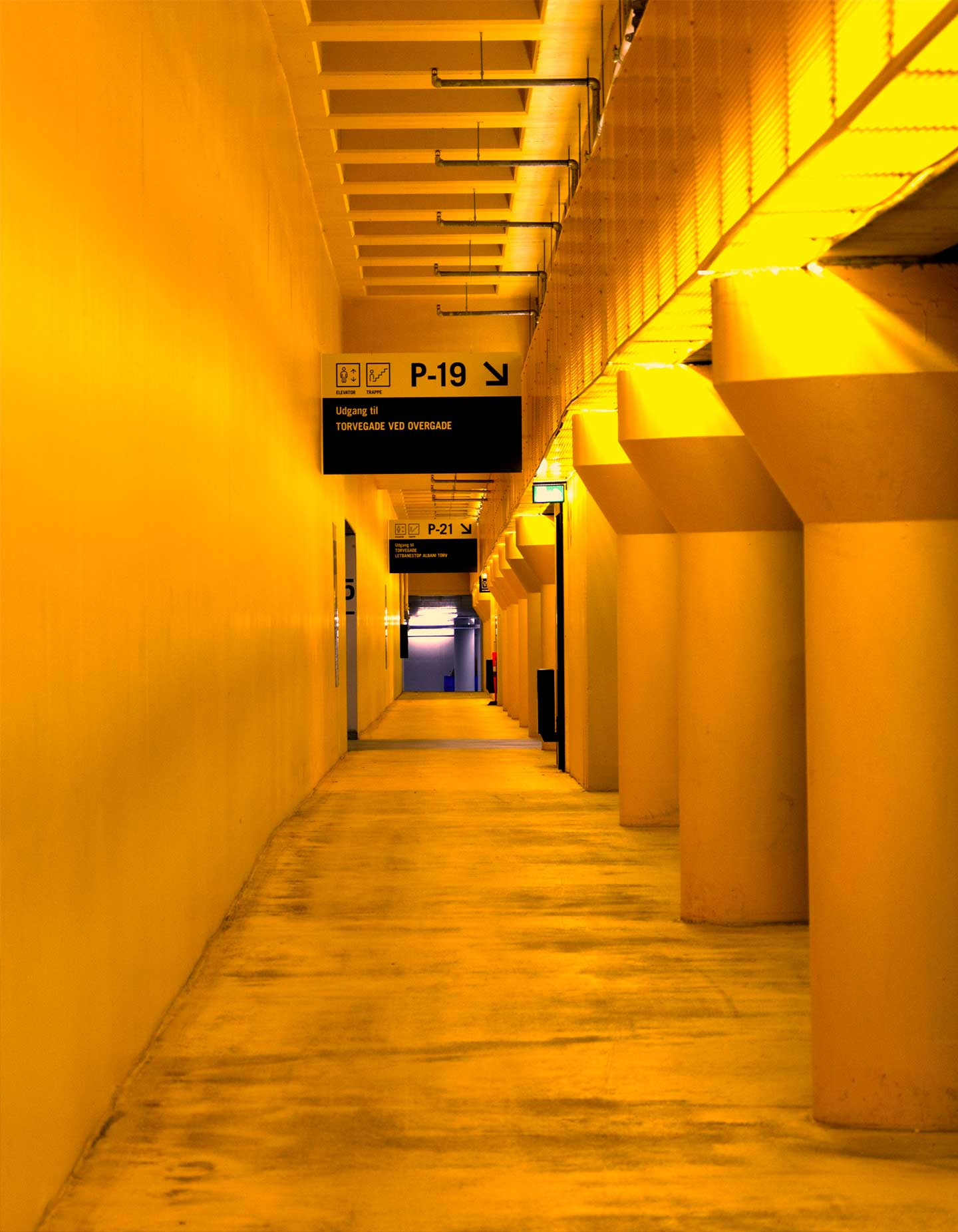Yellow Part   Af Palle Hasling Jakobsen