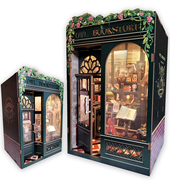 Booknook: Owl Bookstore  Uglens Boghandel