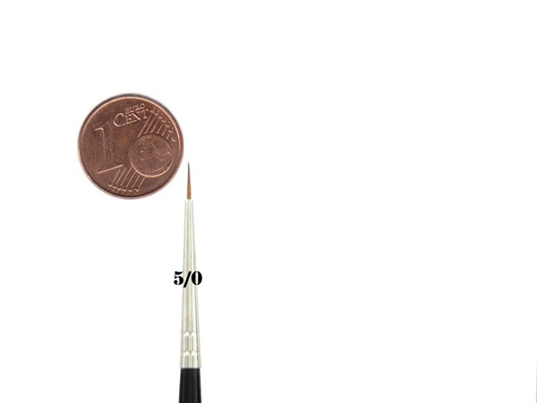 Feldherr Kolinsky Red Sable Brush Size        195 152    0mm   Visible Hair Length 6mm